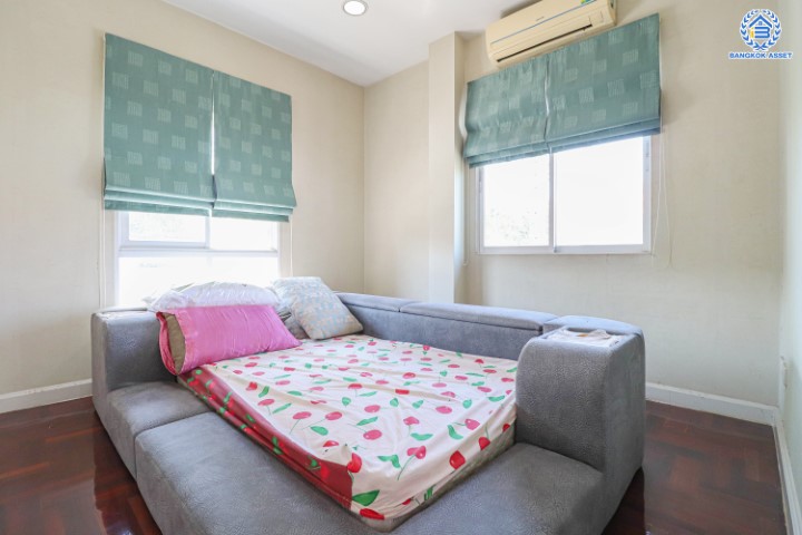 บ้านเดี่ยวมือสองแปลงมุม! โครงการ มณีรินทร์พาร์ค ราชพฤกษ์-ท่าอิฐ คุณภาพจากแบรนด์ *พร็อพเพอร์ตี้ เพอร์เฟค * เนื้อที่ 64.40 ตร.ว. ฟังก์ชัน 3 ห้องนอน 3 ห้องน้ำ บ้านสวยพร้อมต่อเติมเต็มพื้นที่ ทำเลเดินทางสะดวก เชื่อมต่อถนน รัตนาธิเบศร์ ,ถนนราชพฤกษ์ ใกล้รถไฟฟ้า "สถานีบางรักน้อยท่าอิฐ"...